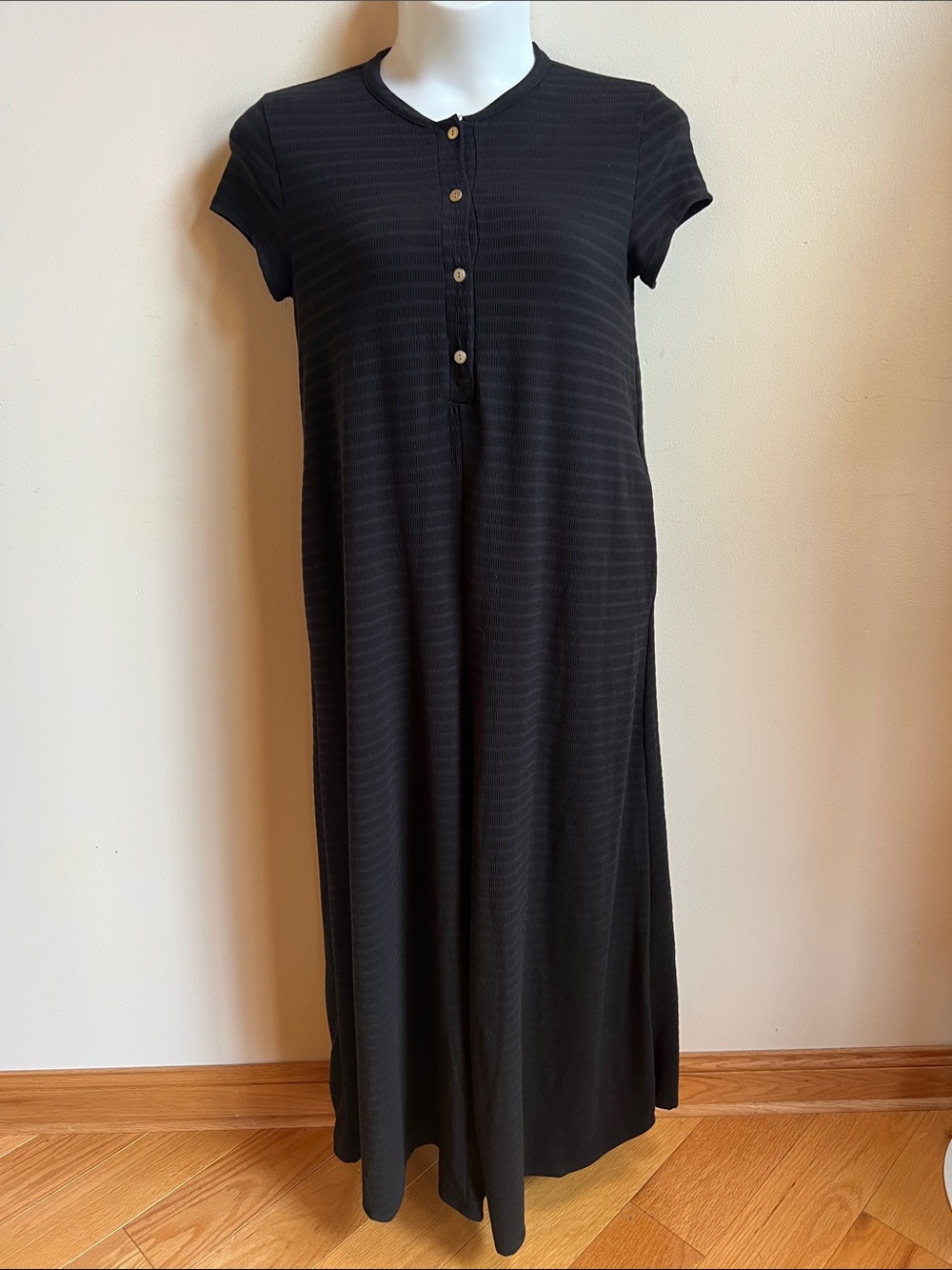 Jade by Jane Black Short-Sleeve Button-Front Maxi Jumper